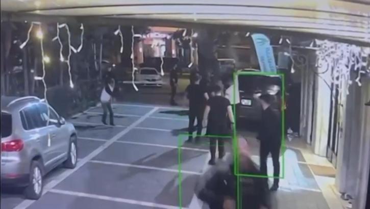 İstanbul - Şişli’de gece kulübü önündeki silahlı çatışma kamerada: 1 ölü 1 yaralı 8 gözaltı