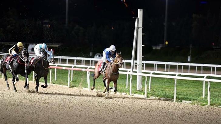 TSYD İzmir Şubesi Koşusu'nda 26'ncı heyecan