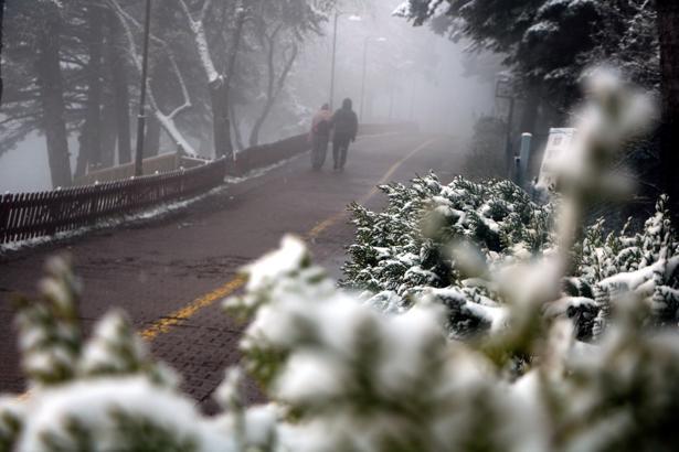 Gölcük Tabiat Parkı, karla kaplandı