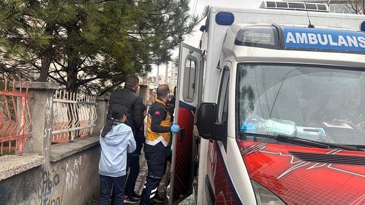 Sivas'ta 13 öğrenci gıda zehirlenmesi şüphesiyle hastaneye kaldırıldı