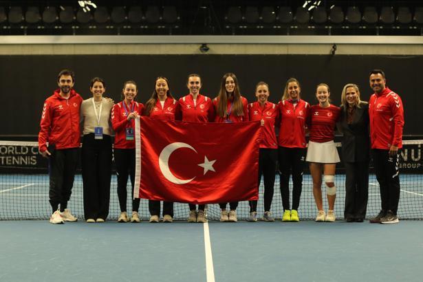 A Milli Kadın Tenis Takımı Fransa’yı 2-1 mağlup etti
