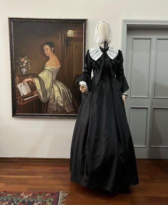 Selimiye Kışlası’nda yaralı askerlere bakan Florence Nightingale'in kostümünü tasarladılar