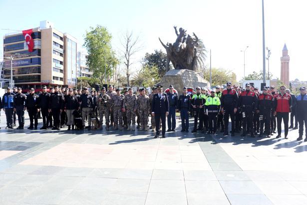 Antalya'da Polis Haftası kutlaması