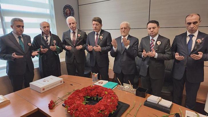 Şehit Savcı Mehmet Selim Kiraz ölümünün 10'uncu yılında adliyede anıldı