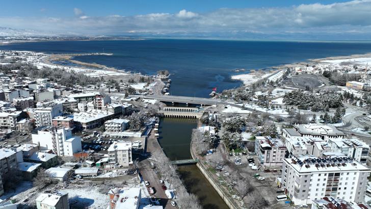 Konya, beyaza büründü