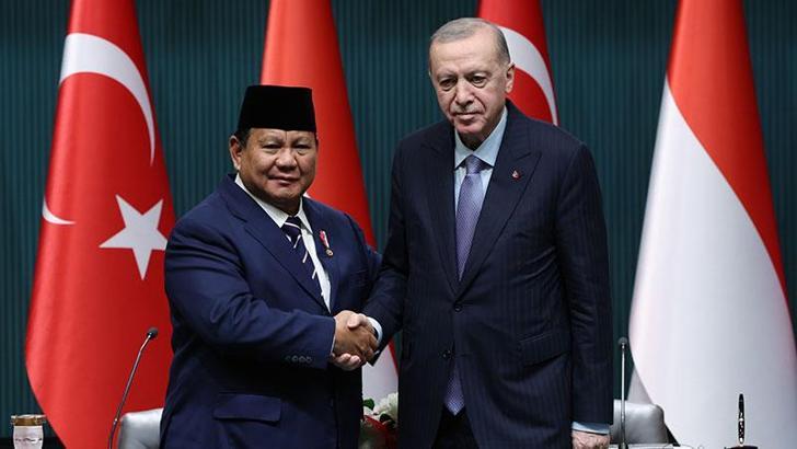 Cumhurbaşkanı Erdoğan: Endonezya ile savunma sanayinden enerjiye yeni iş birliği imkanlarını değerlendirdik