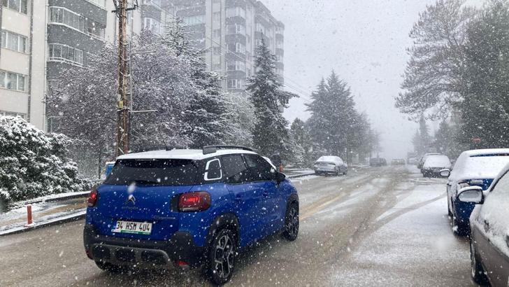 Ankara’da kar yağışı etkili oldu