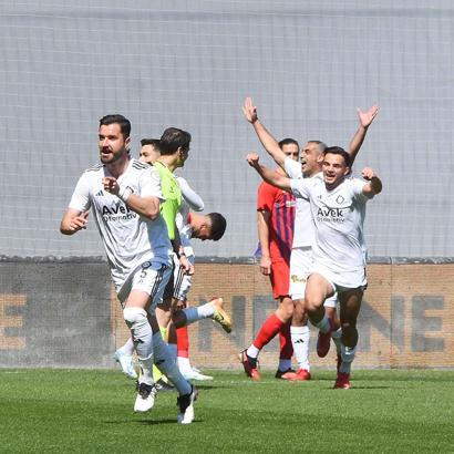 Altay deplasmanda kurtuluş için terliyor