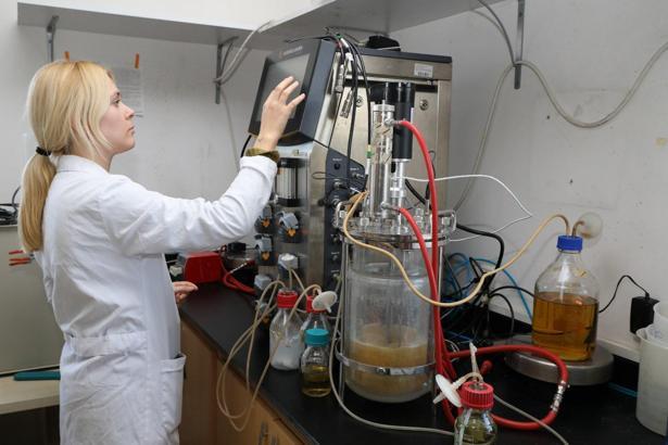 AÜ'den bilimsel araştırmalara güçlü destek