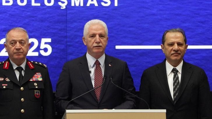 İstanbul- Vali Davut Gül: Düzensiz göçmen sorunu, İstanbul'un gündeminden giderek çıkıyor