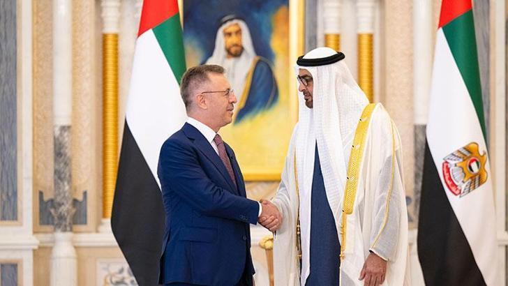 Türkiye'nin Abu Dabi Büyükelçisi Göktaş, BAE Devlet Başkanı'na güven mektubunu sundu