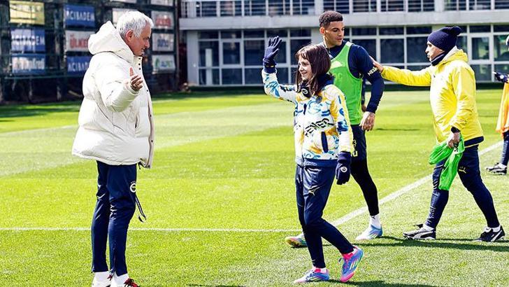 Fenerbahçe, Sivasspor maçı hazırlıklarına devam ediyor