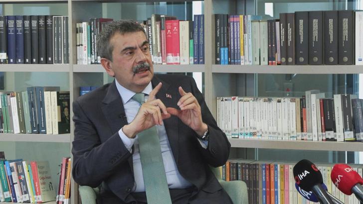 İstanbul - Bakan Tekin: Üniversiteler bilim insanı yetiştirsin, biz de öğretmen yetiştirelim