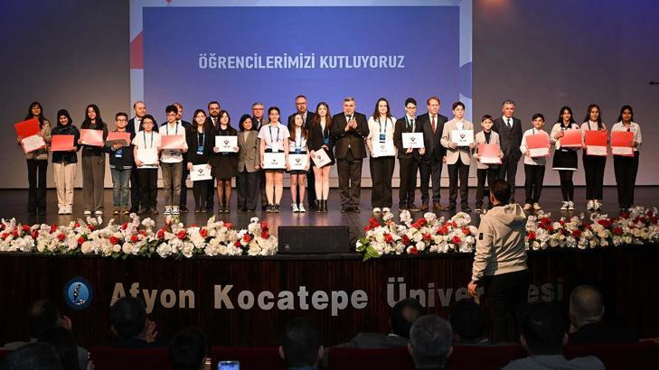 TÜBİTAK bölge finallerinde Afyonkarahisar'a 16 ödül