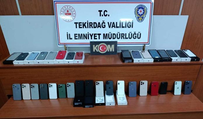 Çerkezköy'de 34 kayıt dışı telefon ele geçirildi