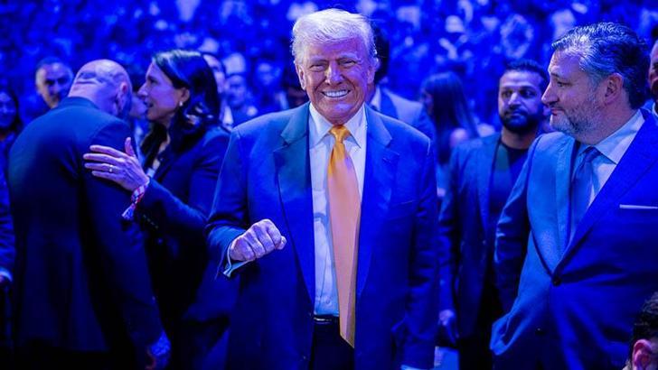 Trump, Somali'de 'terör hedeflerini' vurduklarını duyurdu