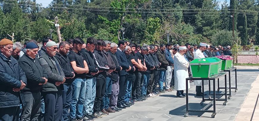 Kazada ölen anne ile oğlu yan yana toprağa verildi