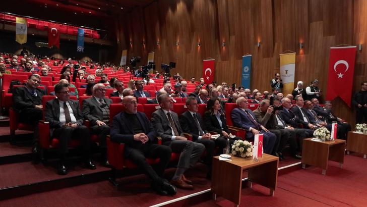 İstanbul- İstanbul'da, 'İş Dünyası Okuyor' etkinliğinin ikincisini düzenledi