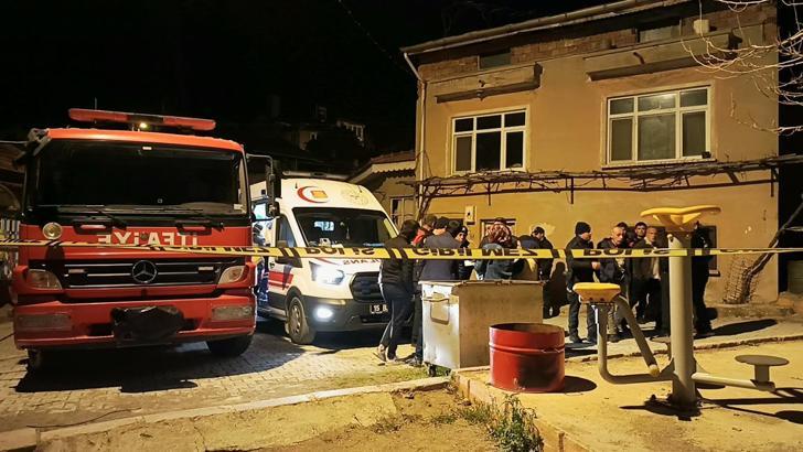 Evde yanmış cansız bedeni bulundu
