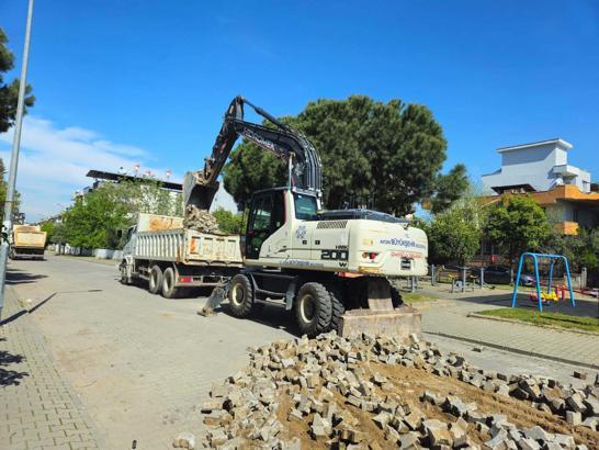 Aydın'da yol yapım çalışmaları sürüyor