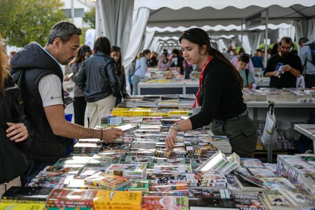 İZKİTAPFEST - 5'inci İzmir Kitap Fuarı, Kültürpark'ta kapılarını açıyor