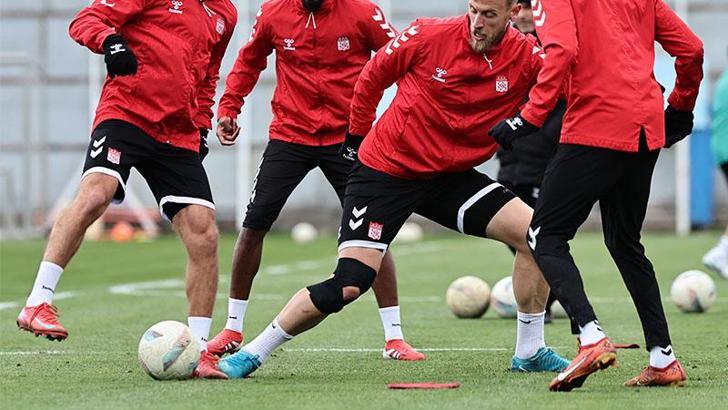 Sivasspor, Kasımpaşa maçı hazırlıklarını sürdürüyor
