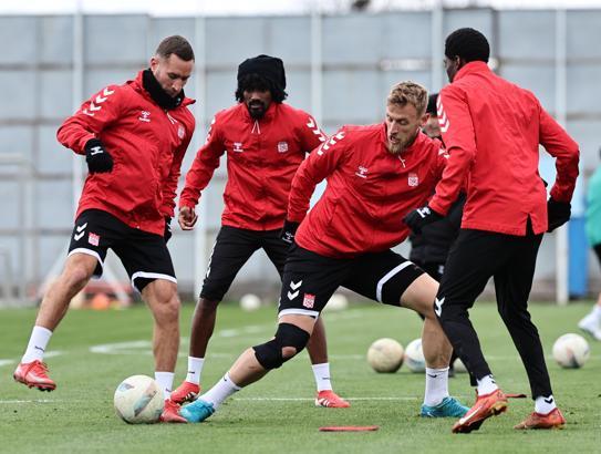 Sivasspor, Kasımpaşa maçı hazırlıklarını sürdürüyor