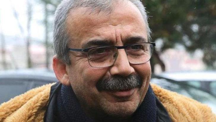 Sırrı Süreyya Önder'in kızından sosyal medya paylaşımı