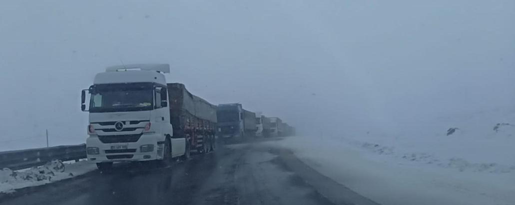 Kar yağışı Ilgar Dağı’nda ulaşımı etkiledi