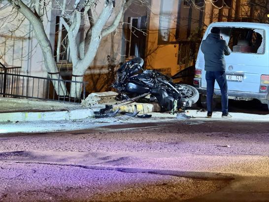 Yalvaç'ta motosiklet kazası; 1 ölü