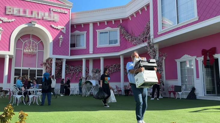 Maaşlarını alamayan çalışanlar, iş yerini yağmaladı