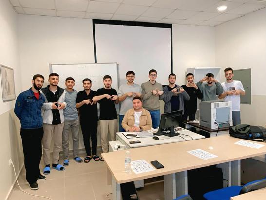 Diyarbakır’da KYK Yurdu’nda kalan öğrenciler için İşaret Dili Kursu açıldı