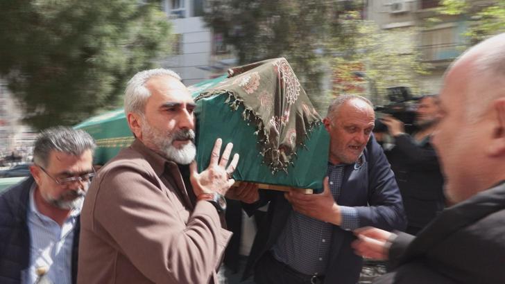 İstanbul - Tarkan’ın annesi Neşe Tevetoğlu son yolculuğuna uğurlanıyor - 1