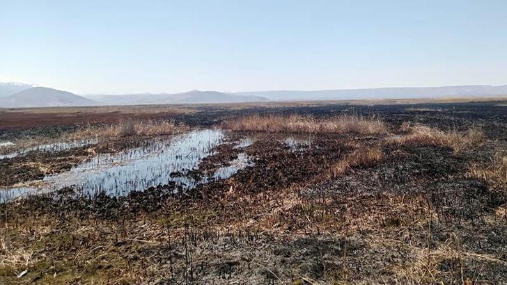 Sultan Sazlığı'ndaki yangın 22 saatte söndürüldü