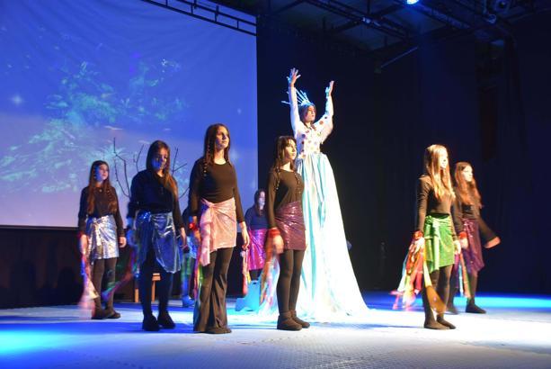 Türk dünyası öğrencileri, İzmir'de buluştu