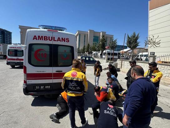 Niğde’de ambulans sürüş güvenliği eğitimi düzenlendi