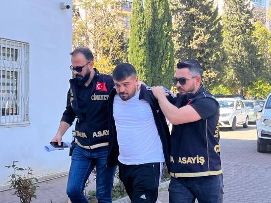 Kendisini taciz ettiğini iddia ettiği arkadaşını öldürdü (3)