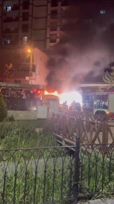 İstanbul- Tuzla'da park halindeki cipte çıkan yangın, 5 araca sıçradı