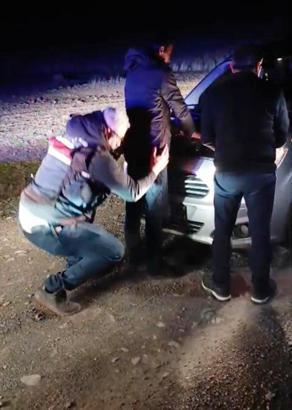 Kars'ta çocukların kavgasına aileleri katıldı: 1 ölü