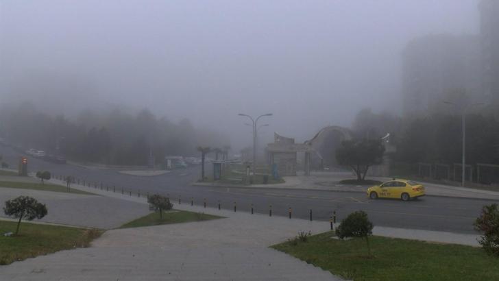İstanbul'da sabah saatlerinde sis etkili oldu