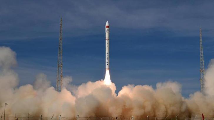 Çin, teknoloji ve uzay araştırmaları için 6 uydu fırlattı