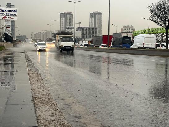 Ankara'da sağanak etkili oldu