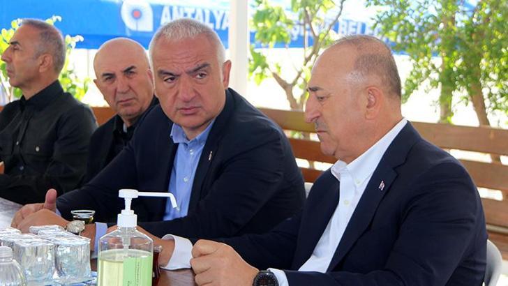 Bakan Ersoy ile Azerbaycan Dışişleri Bakanı Bayramov'dan Çavuşoğlu'na taziye ziyareti