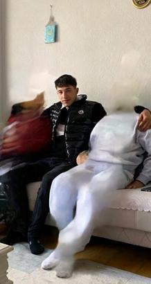 İstanbul- Esenler'de parktan oturan arkadaş grubuna silahlı saldırı; 1 ölü