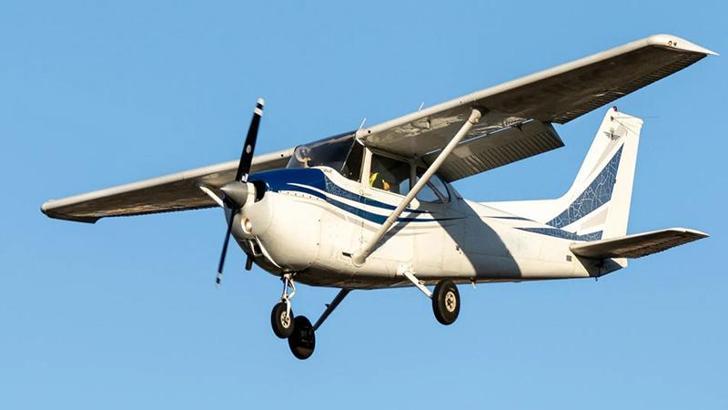 ABD'de küçük uçak düştü: 4 ölü