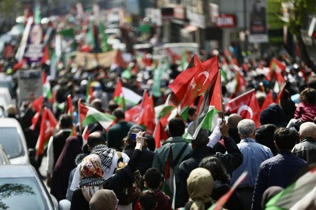 İstanbul - Üsküdar'da Filistin için yürüyüş düzenlendi