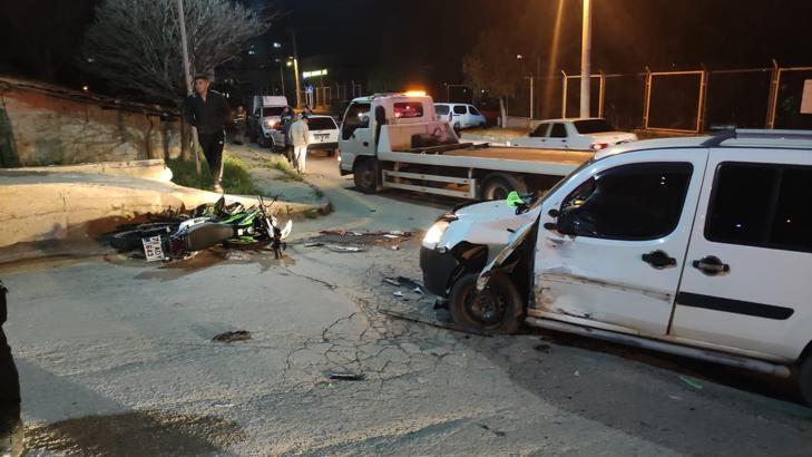 Kırıkkale'de hafif ticari araçla çarpışan motosiklet sürücüsü hayatını kaybetti