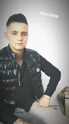 Devrilen motosikletin sürücüsü Emirhan öldü, arkadaşı yaralandı