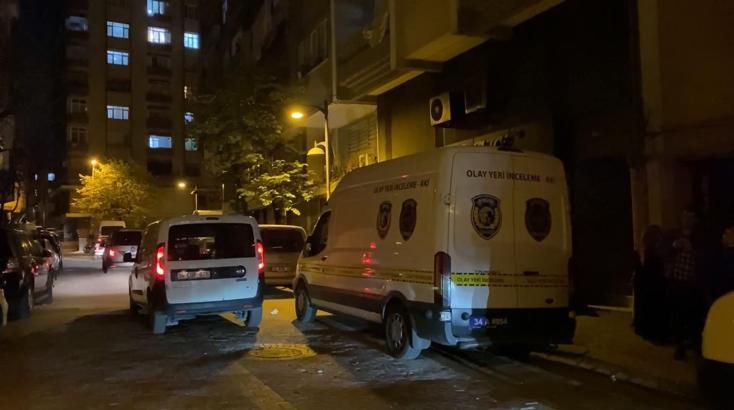 İstanbul- Zeytinburnu'nda eşini silahla vurdu, intihar etti