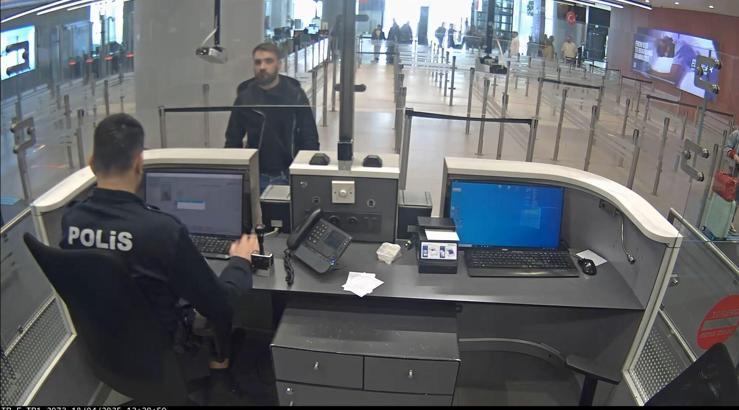 İstanbul - İstanbul Havalimanı polisinden kaçakçılık operasyonu: 2 gözaltı